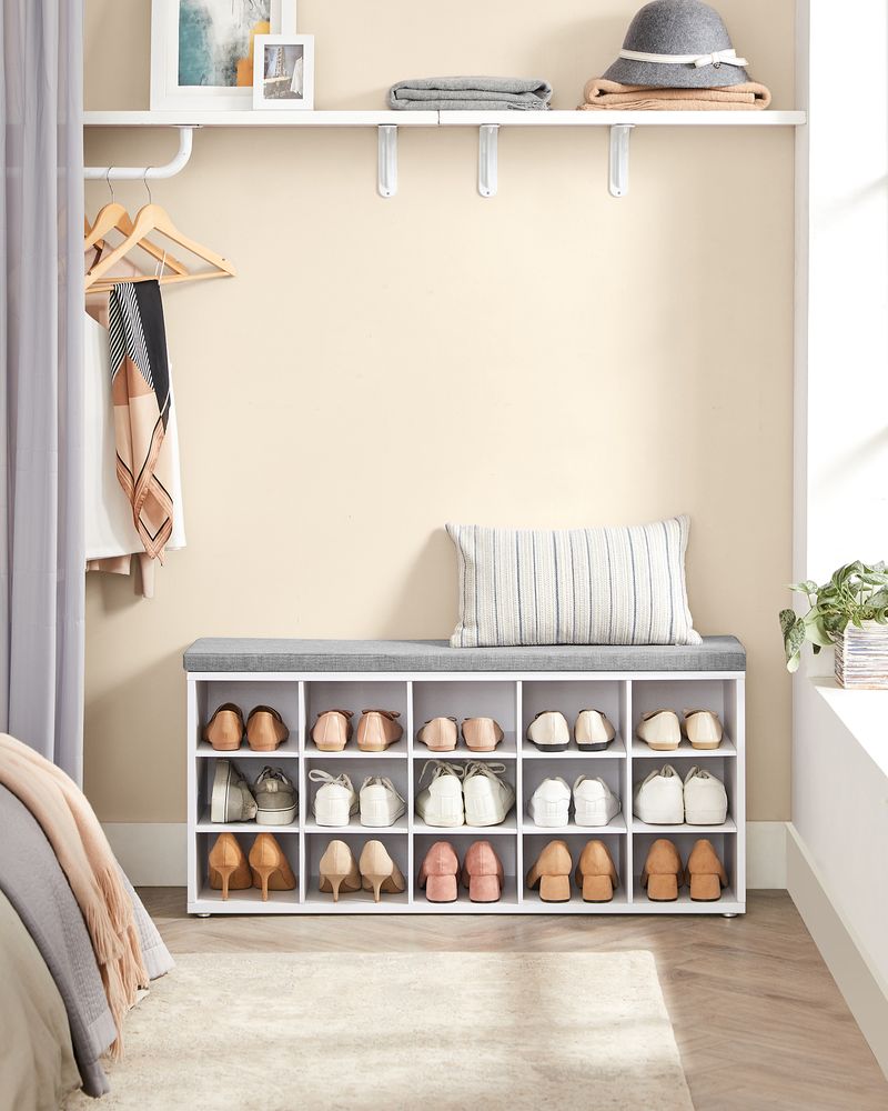 Shoe Bench - Cushioned Seat Storage - 15 Compartments